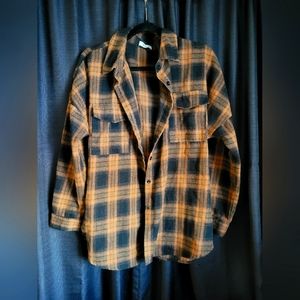 Women's Plaid Button Down Shirt